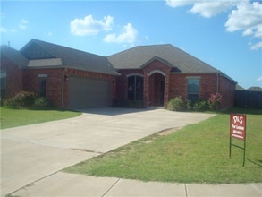 Building Photo - 315 Butterfield Trail