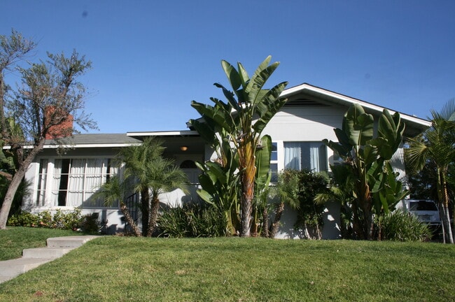 Building Photo - 6326 Montezuma Rd
