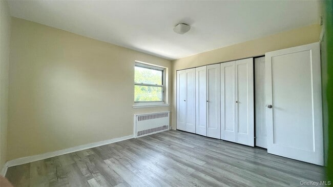 Foto del edificio - 111-05 66th Ave
