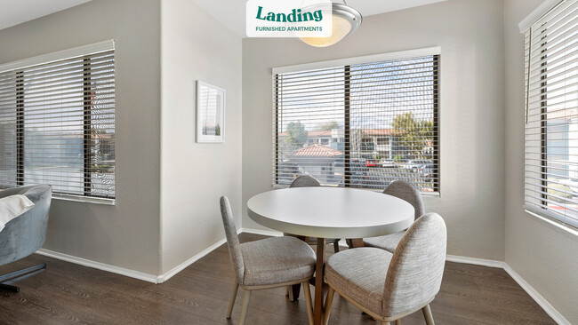 Foto del edificio - 13625 S 48th St