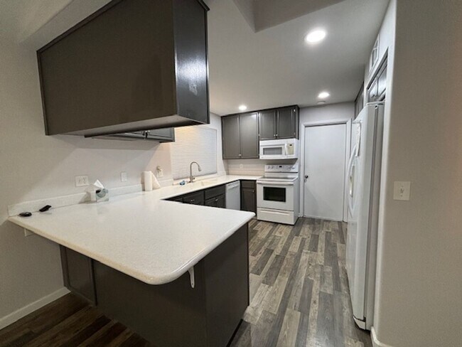 Foto del edificio - 3 Bedroom - 2 Bath Home