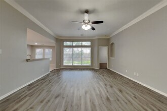 Building Photo - 2146 Berkshire Elm St