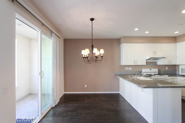 Foto del edificio - 941 S Bluff Rd