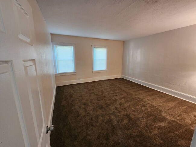 Foto del edificio - 6701 Gertrude Ave