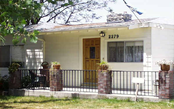 Primary Photo - 2279 Mentone Blvd
