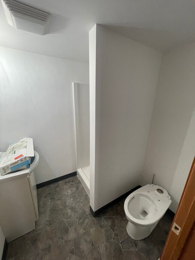 533 Broadway St S, Menomonie, WI 54751 Apartments in Menomonie, WI