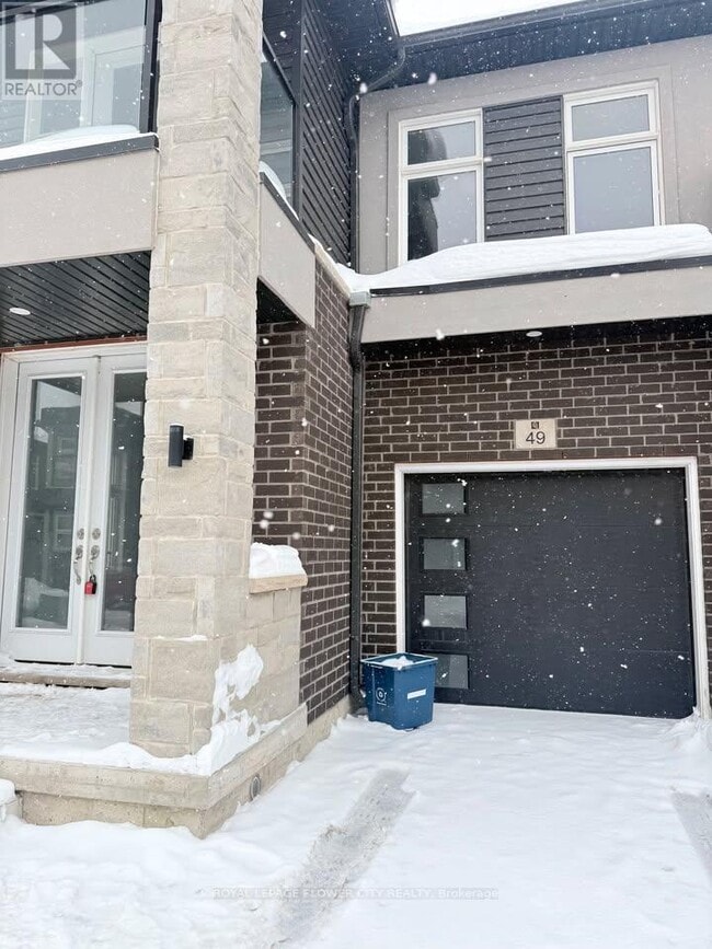 Building Photo - 5672 Dorchester Rd