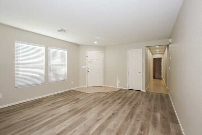 Foto del edificio - 3029 Hartley Cove Ave