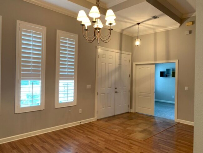 Foto del edificio - BEAUTIFUL SINGLE FAMILY HOME IN GATED COMM...