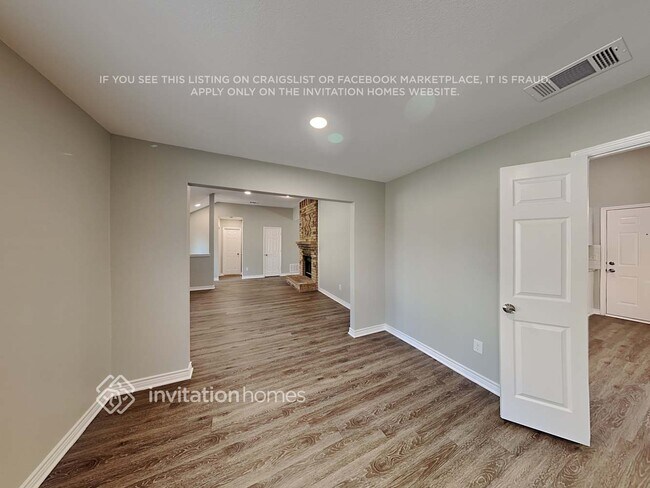 Building Photo - 1038 Fairview Ct