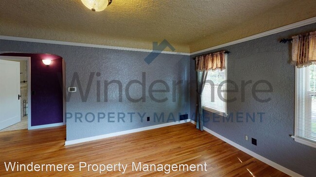 Building Photo - 3 br, 2 bath House - 1015 S. Howard Street