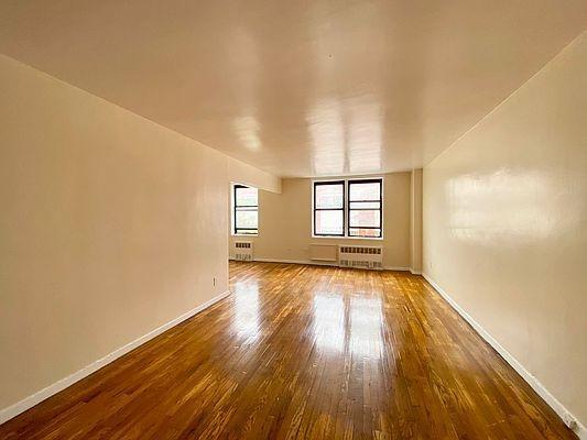 Primary Photo - 2 bedroom in Bronx NY 10465