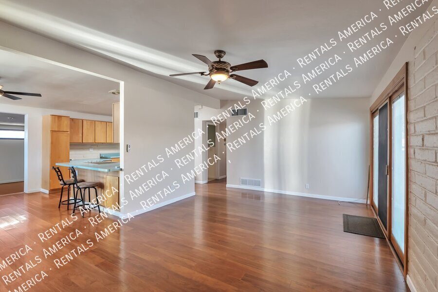 Foto principal - 4313 E Hayhurst St