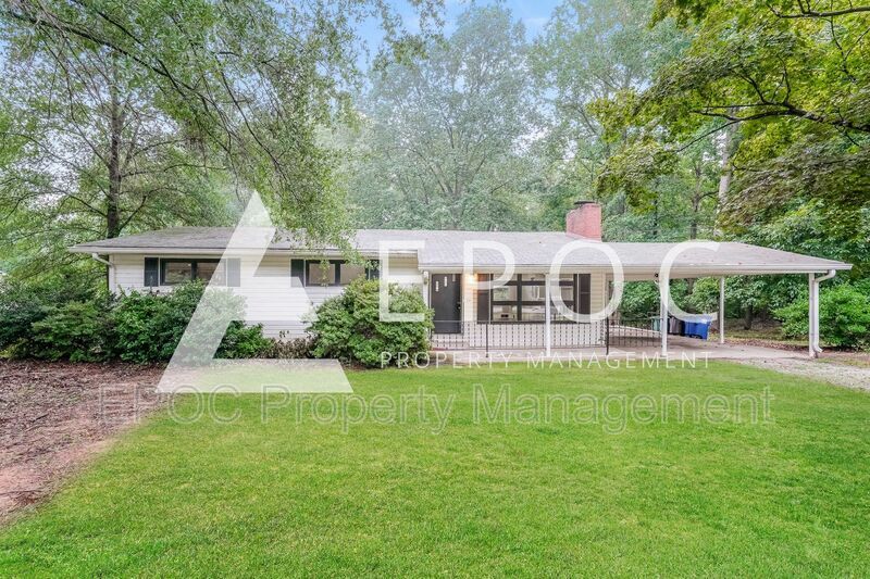 Primary Photo - 219 E Davidson Ave