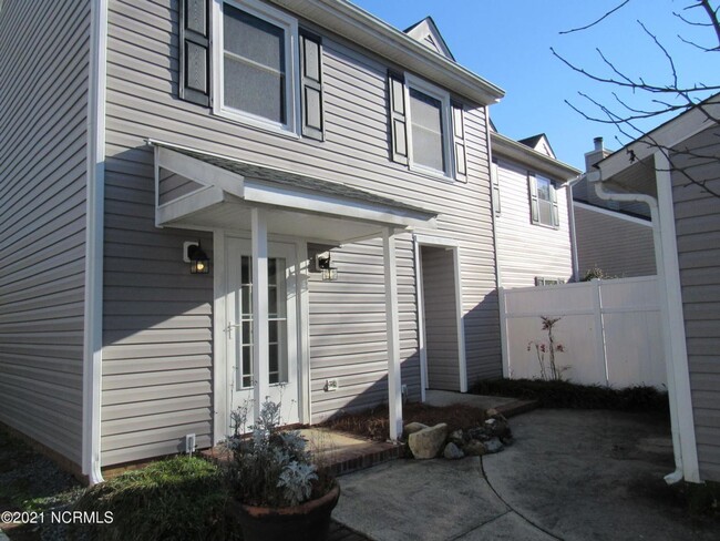 Foto del edificio - 314 Bracken Pl