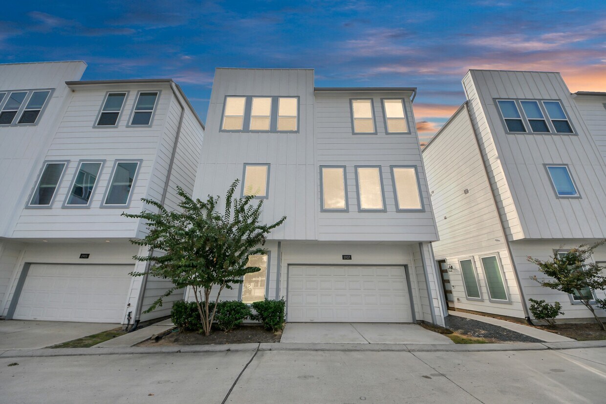 Foto principal - 1907 Lonestar Brook Ln