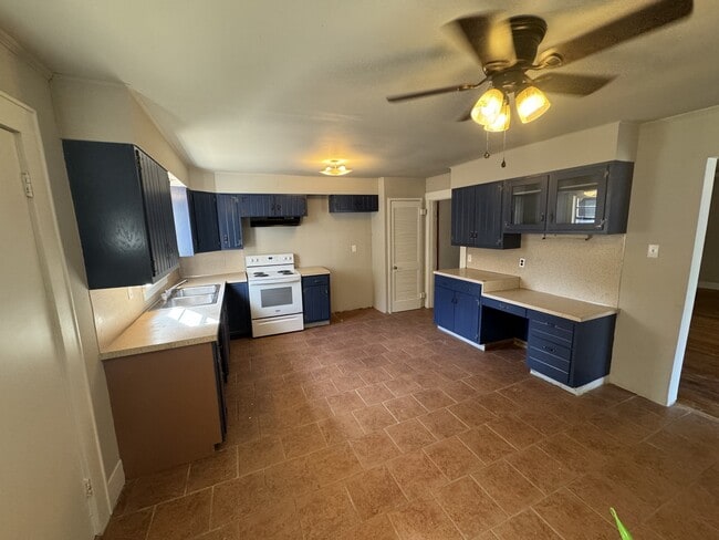 Foto del edificio - 117 Gardner St