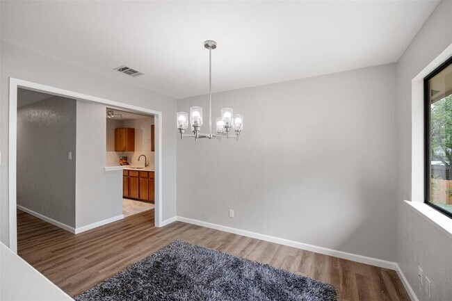 Building Photo - 7804 Turquoise Trail