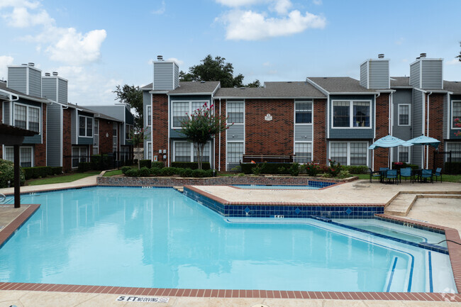 Piscina - Bandera Ranch Apartments