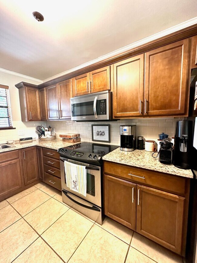 Foto del edificio - 13237 Briargrove Ave