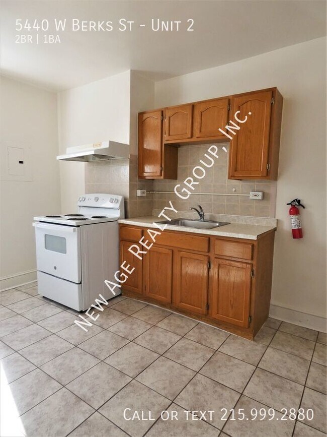 Foto del edificio - Large Two Bedroom Apartment in Wynnefield!