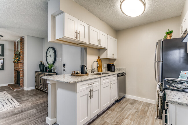 Open Floorplan - Westchase Apartments