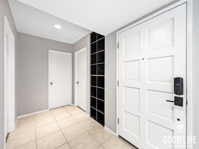 Building Photo - Beautiful 2BD/2BA House in Bonita W/ A/C, W/D, Backyard Patio, 2-Car Garage, & Community Pool/Spa!