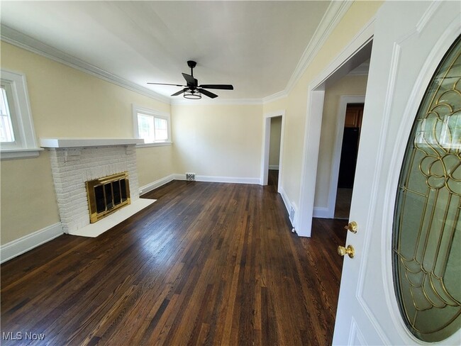 Building Photo - 1686 Avalon Rd