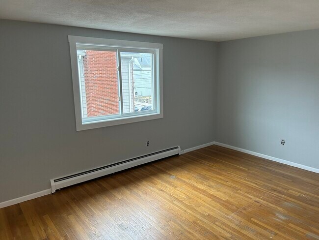 Foto del edificio - 52 Waltham St