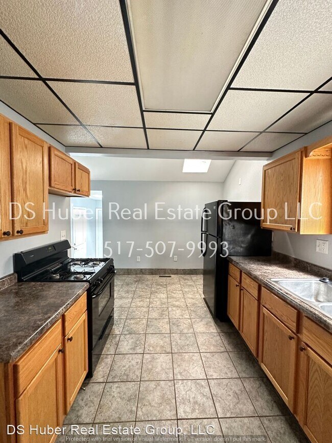 Building Photo - 3 br, 2 bath House - 1228 N Walnut