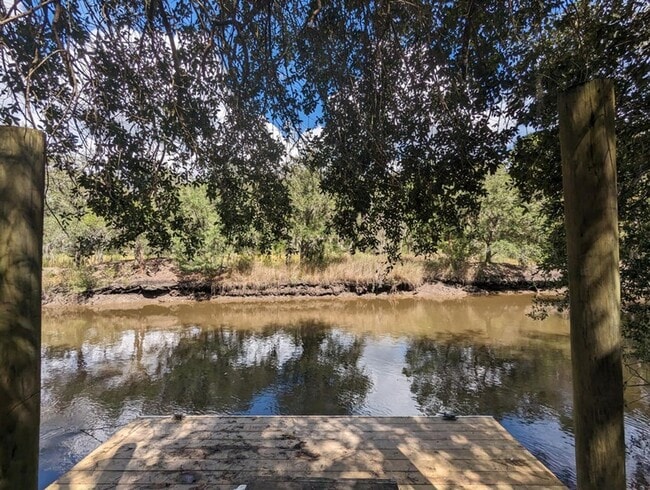Private Tidal Creek Home on Nearly an Acre — Johns Island - Private Tidal Creek Home on Nearly an Acre — Johns Island