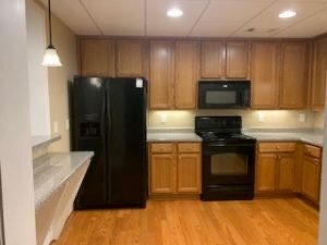 Building Photo - 5182 Glenstone Ct