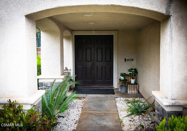 Foto del edificio - 1648 Bluestone Ave