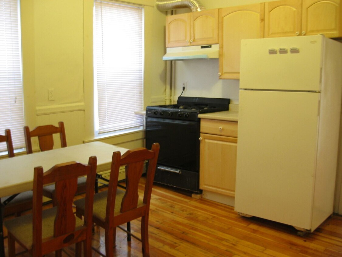Photo - 197 Cambridge St