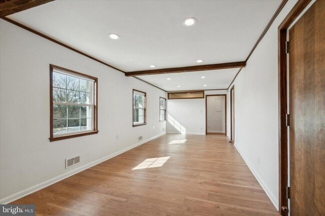 Building Photo - 793 Wollaston Rd