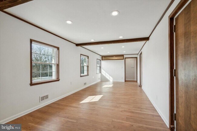Foto del edificio - 793 Wollaston Rd
