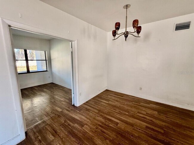 Foto del edificio - 4303 Anderson Rd