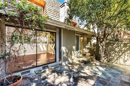 Foto del edificio - 4322 Glencoe Ave