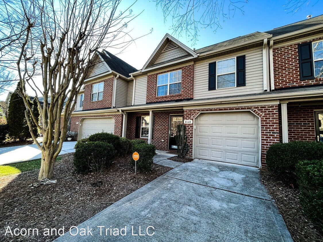Primary Photo - 3 br, 2.5 bath House - 848 Jarman Drive