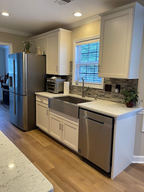 Foto del edificio - 2528 Oak Valley Ln