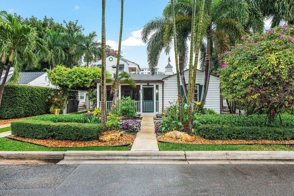 Foto principal - 65 Palm Square