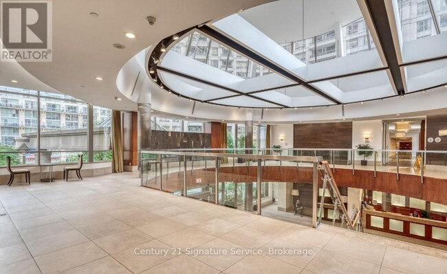 Building Photo - 3880 Duke of York Blvd