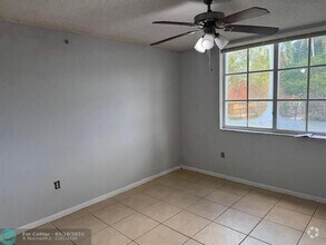 Building Photo - 4808 N State Rd 7