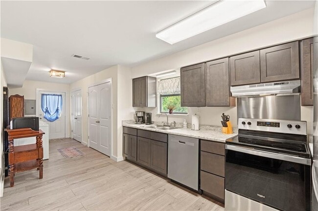 Building Photo - 15639 Dauphin Island Pkwy