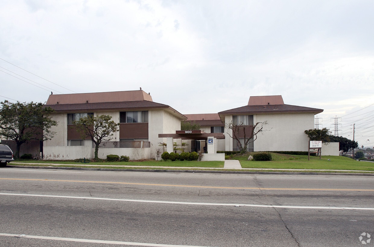Primary Photo - Prospect Town Homes