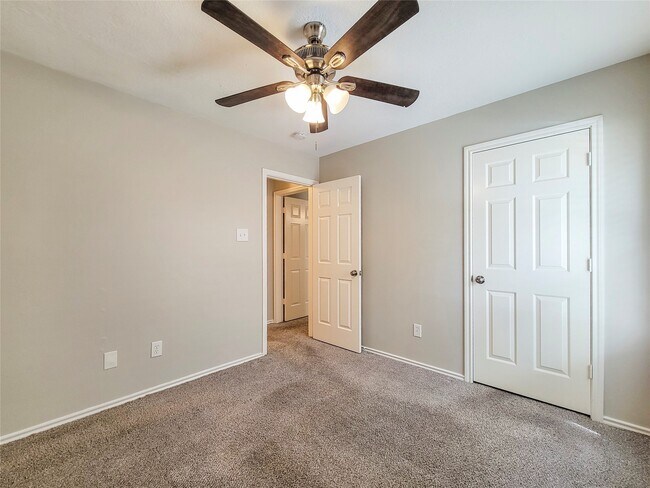 Foto del edificio - 18614 Atascocita Park Dr