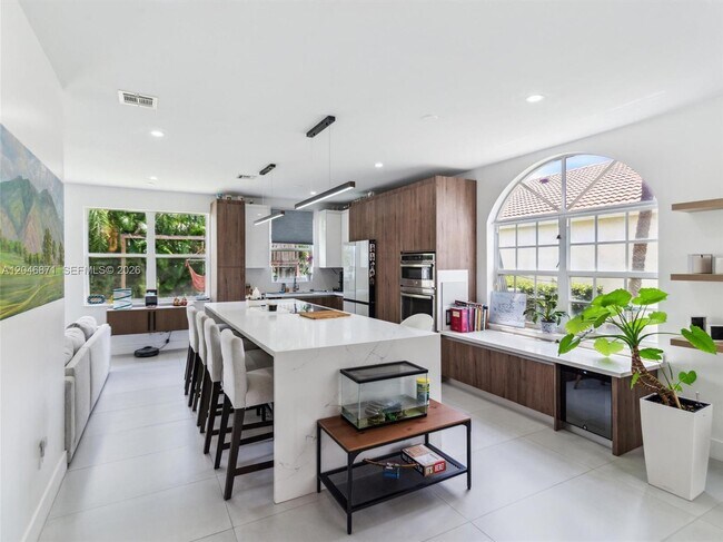 Foto del edificio - 15760 NW 16th Ct