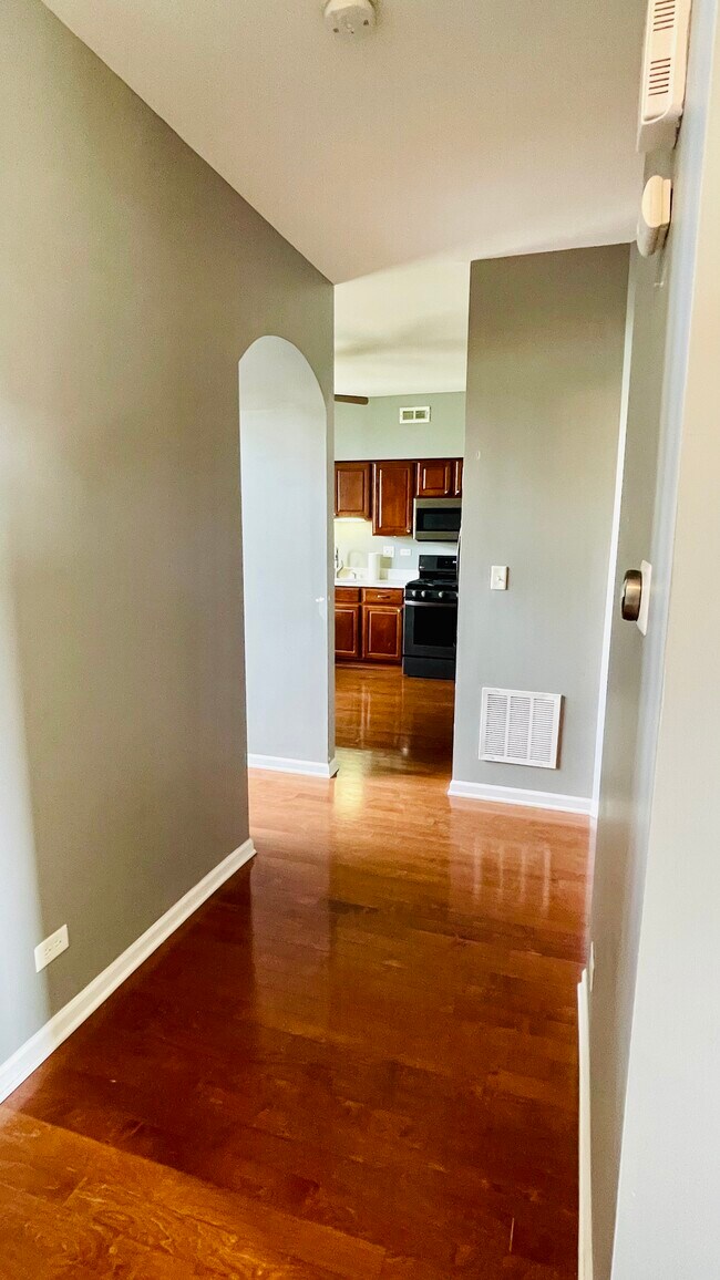 2359 Cir, Aurora, IL 60503 House Rental in Aurora, IL