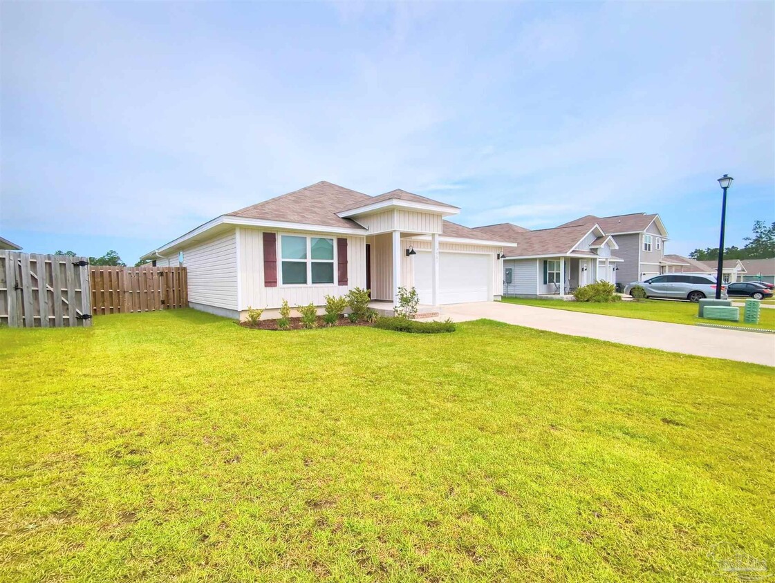 Primary Photo - 7585 Steeplechase Blvd