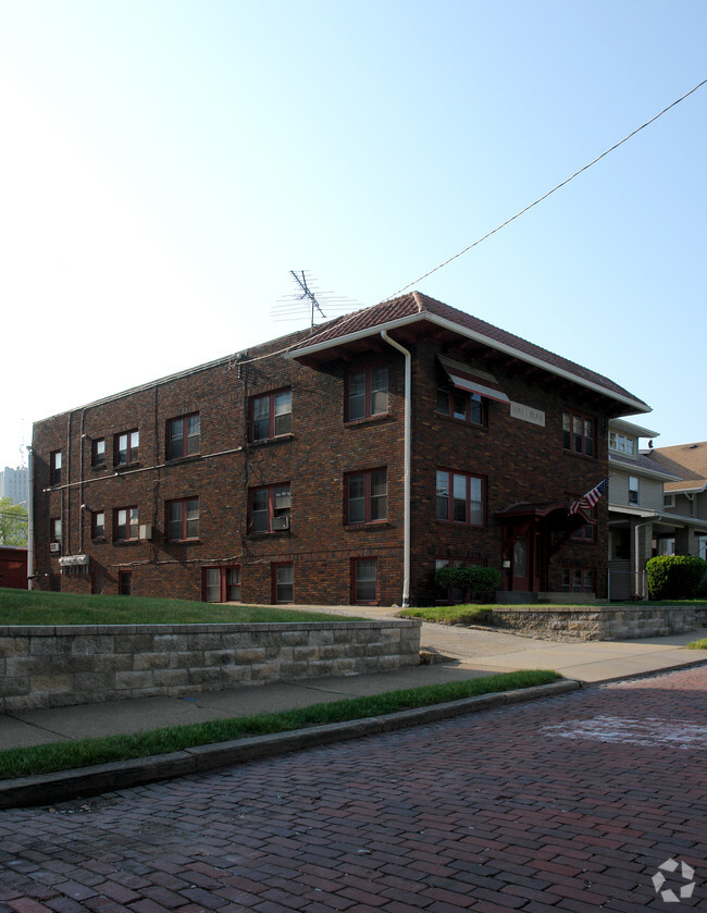 Foto del edificio - Excelsior Apartments